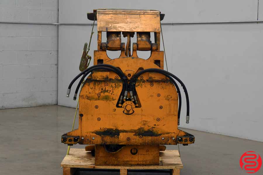Long Reach Fork Lift Roll Clamp Attachment Boggs Equipment